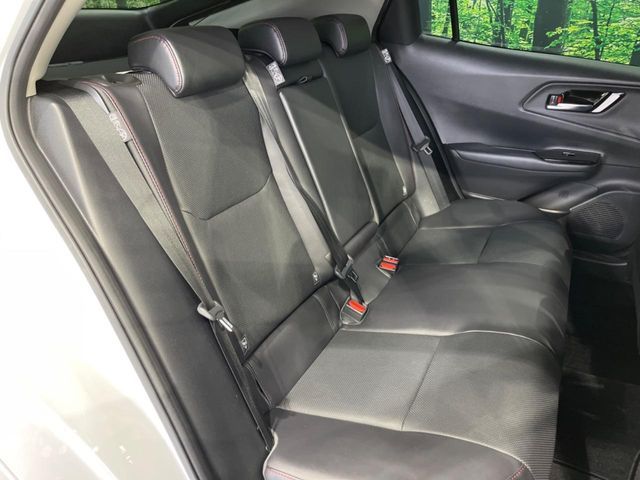 TOYOTA PRIUS 4WD 2023