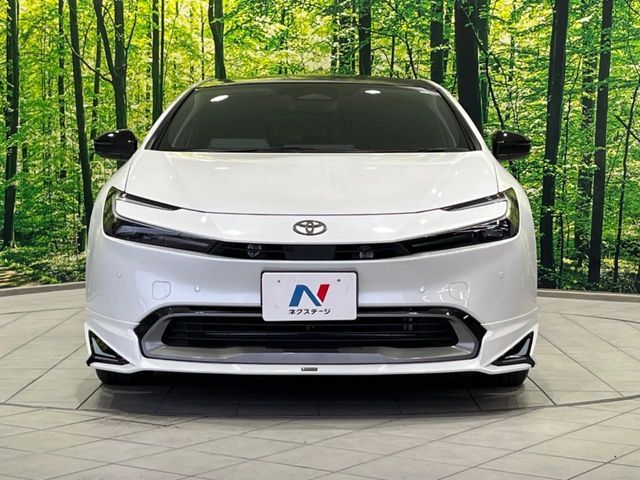 TOYOTA PRIUS 4WD 2023