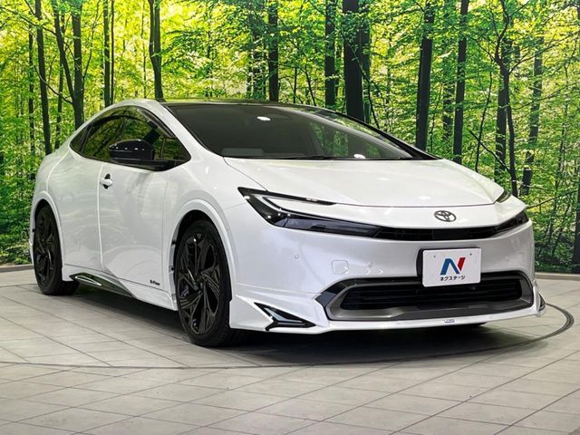TOYOTA PRIUS 4WD 2023