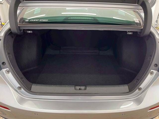 HONDA INSIGHT sedan 2019