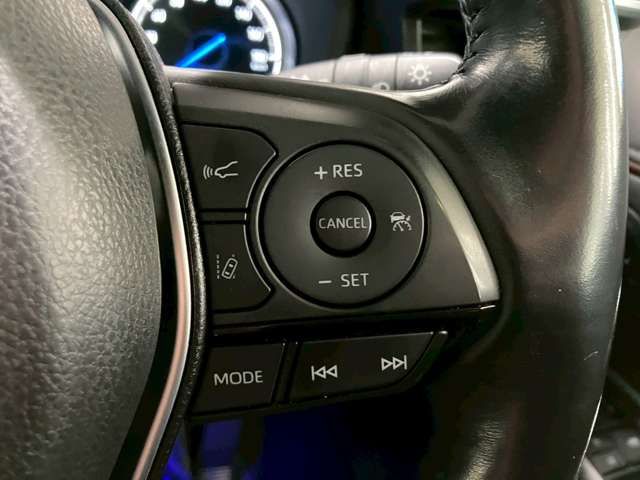 TOYOTA HARRIER HYBRID 2020