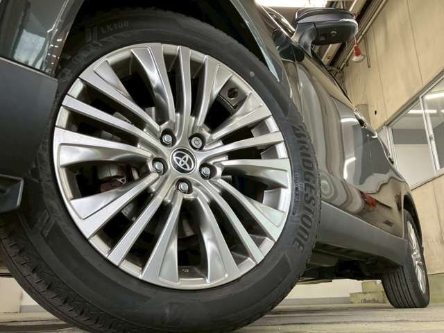 TOYOTA HARRIER HYBRID 2020