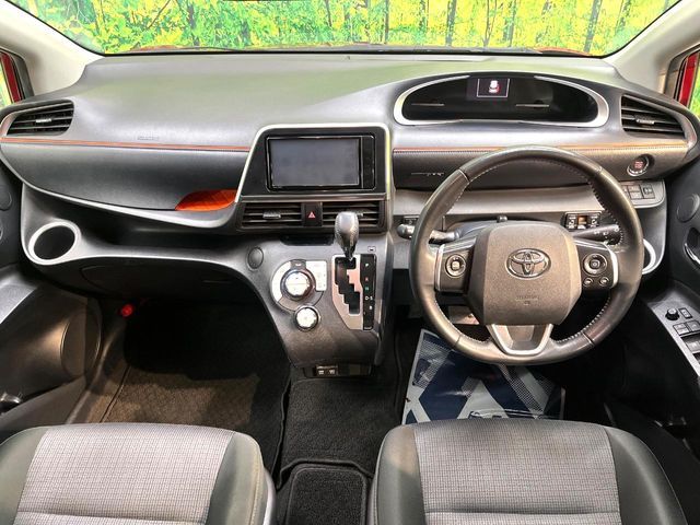 TOYOTA SIENTA 2019
