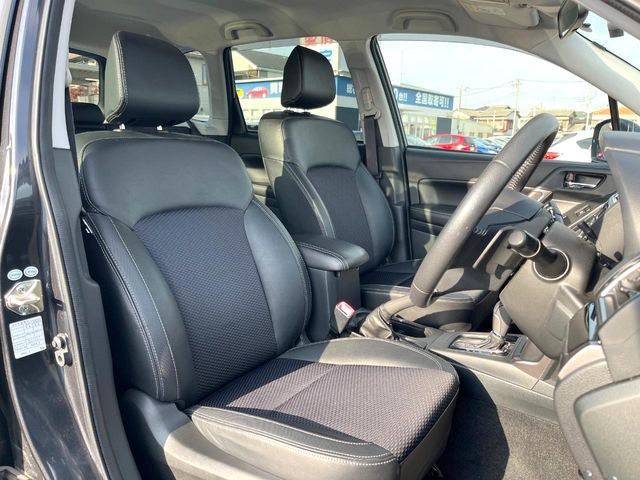 SUBARU FORESTER 2017