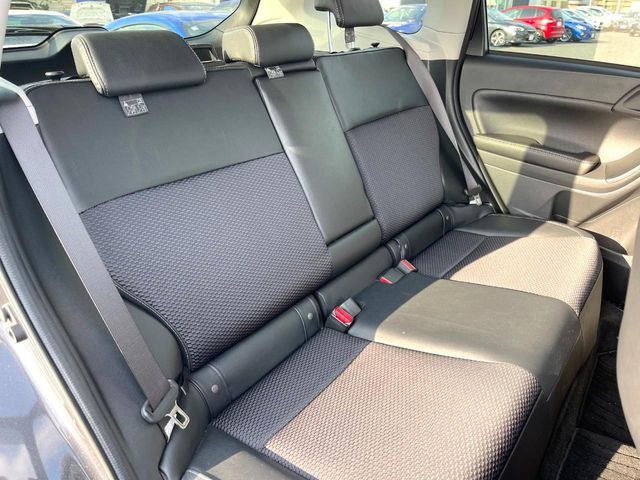 SUBARU FORESTER 2017