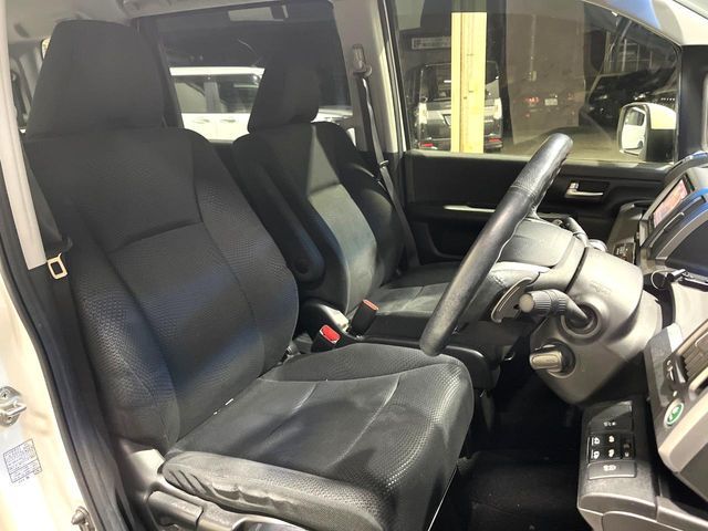 HONDA STEPWAGON SPADA 2014