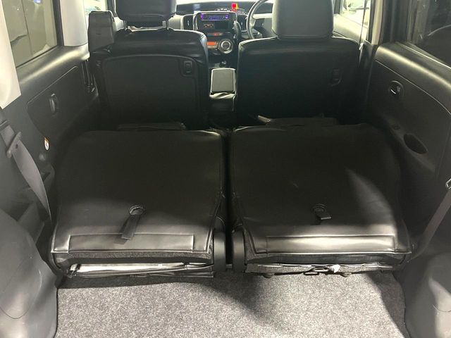 DAIHATSU TANTO CUSTOM 2011