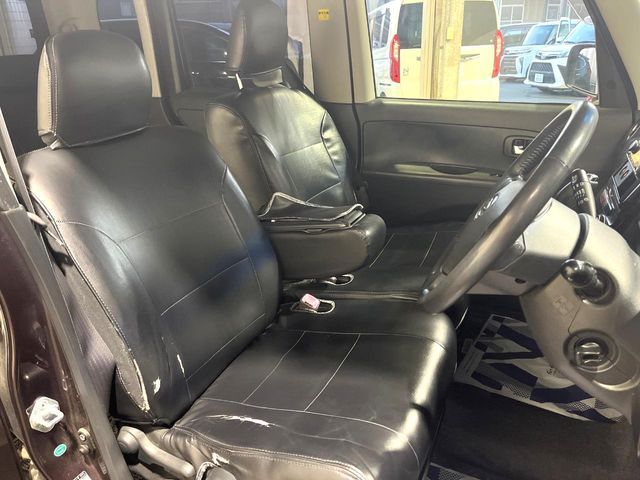 DAIHATSU TANTO CUSTOM 2011