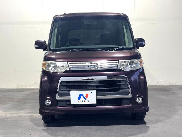 DAIHATSU TANTO CUSTOM 2011