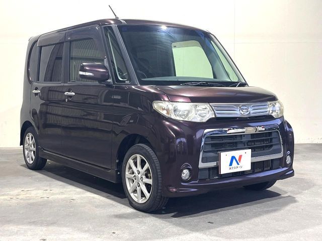 DAIHATSU TANTO CUSTOM 2011