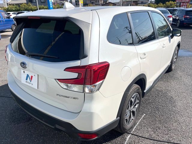SUBARU FORESTER 2018