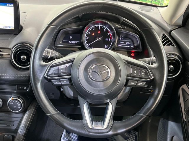 MAZDA DEMIO 2016