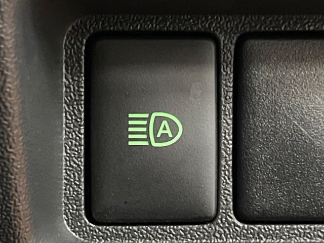 TOYOTA HIACE van 2WD 2025