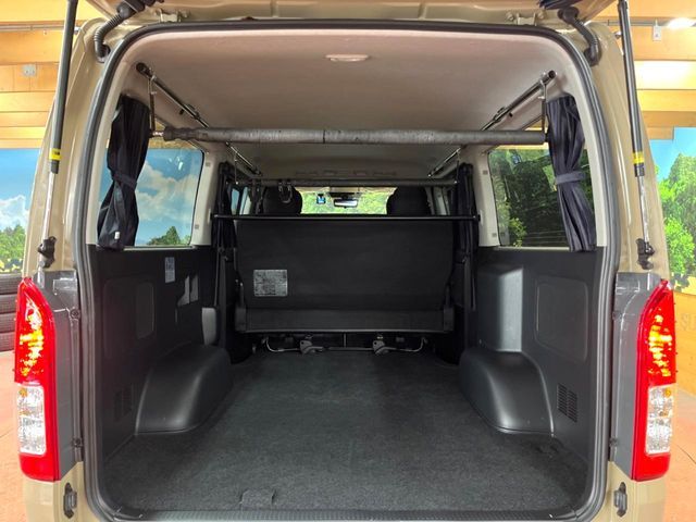 TOYOTA HIACE van 2WD 2025