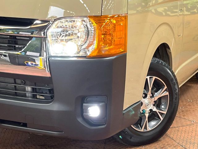 TOYOTA HIACE van 2WD 2025