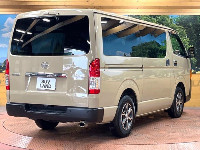 TOYOTA HIACE van 2WD 2025