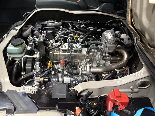 TOYOTA HIACE van 2WD 2025