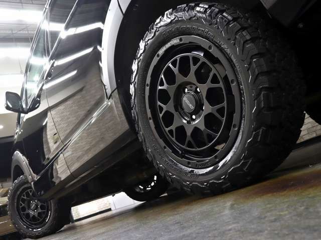 MITSUBISHI DELICA D:5 4WD 2023