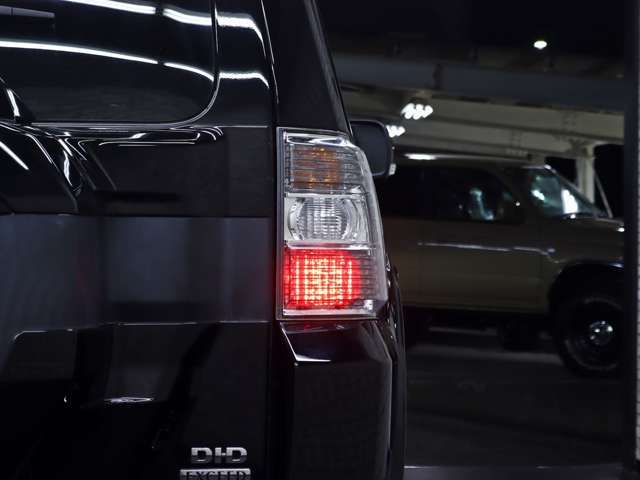 MITSUBISHI PAJERO wagon 2015