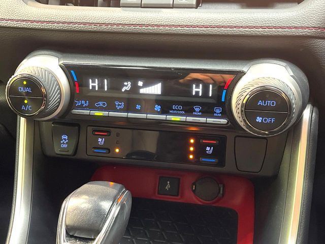 TOYOTA RAV4 4WD 2021