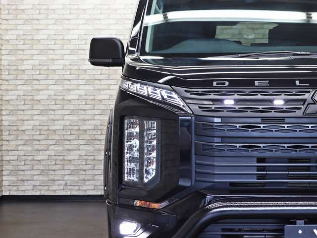 MITSUBISHI DELICA D:5 4WD 2023