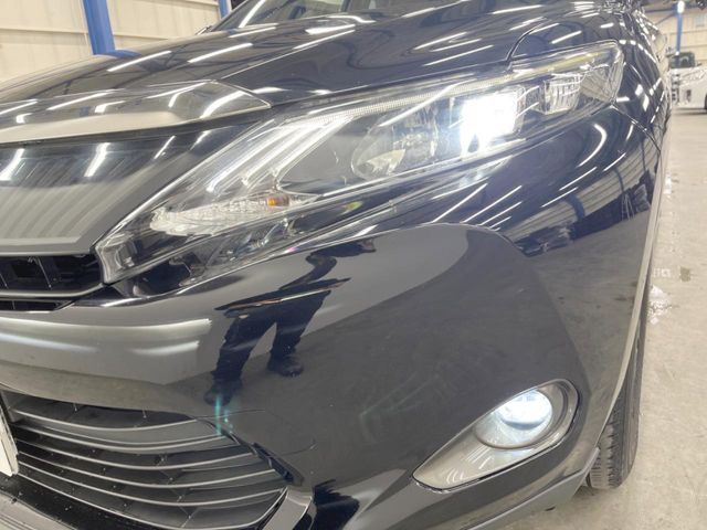 TOYOTA HARRIER HYBRID 2015