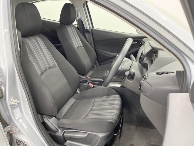 MAZDA DEMIO 4WD 2016