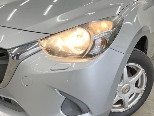 MAZDA DEMIO 4WD 2016