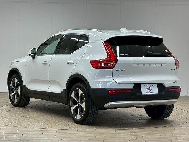 VOLVO VOLVO XC40 2022