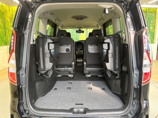 NISSAN SERENA  WG 2022