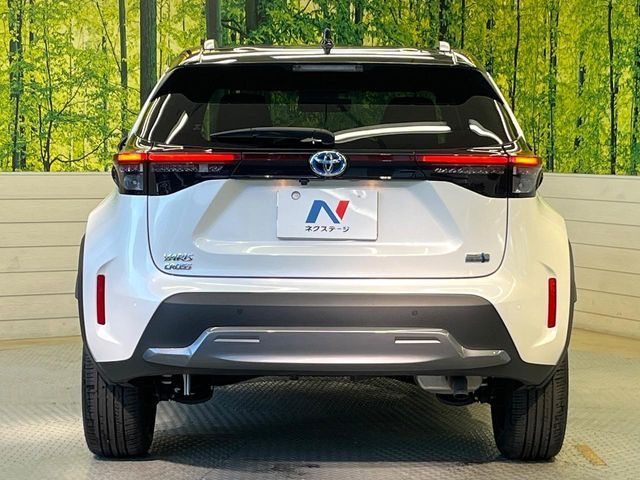 TOYOTA YARIS CROSS HYBRID 2023