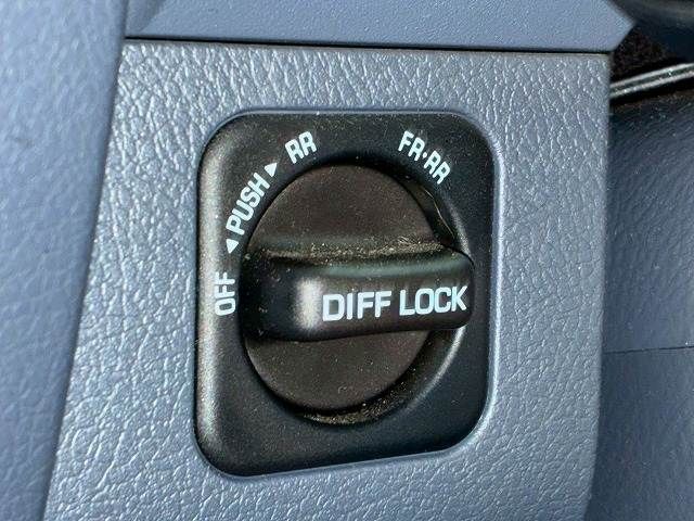 TOYOTA LANDCRUISER van 2015