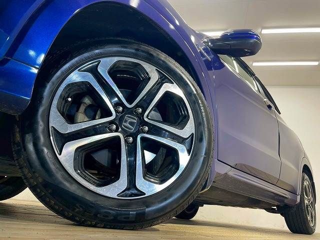 HONDA VEZEL HYBRID 2014