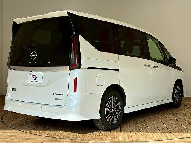 NISSAN SERENA  WG 2024