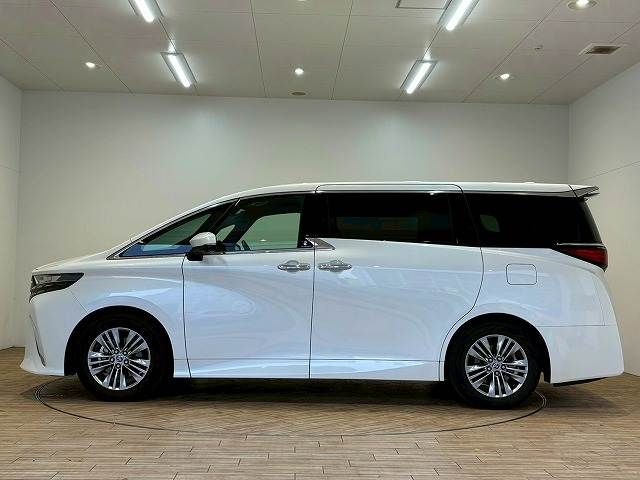 TOYOTA ALPHARD hybrid 2023
