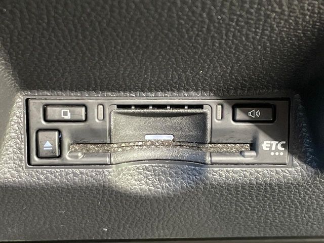 TOYOTA YARIS CROSS HYBRID 2025