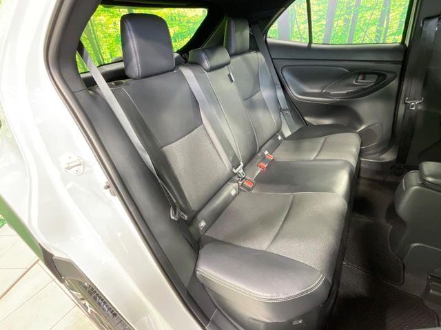 TOYOTA YARIS CROSS HYBRID 2025