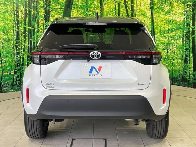 TOYOTA YARIS CROSS HYBRID 2025