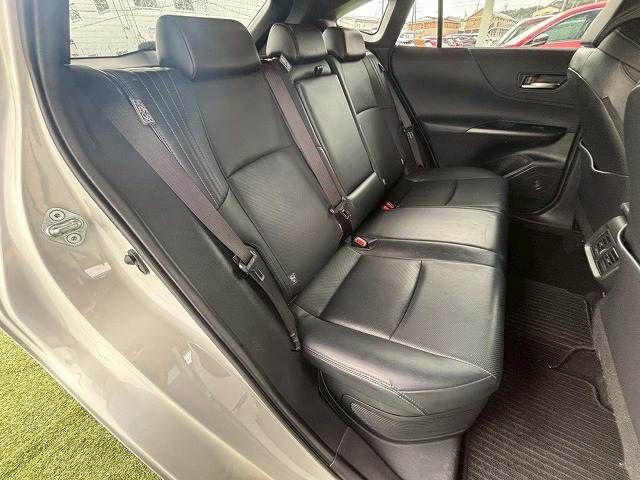 TOYOTA HARRIER HYBRID 2020