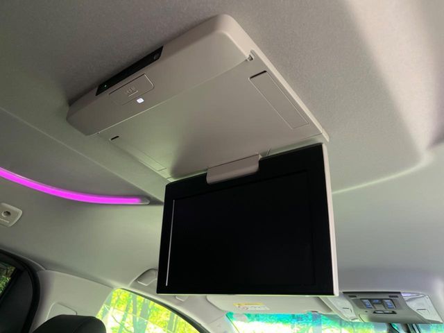 TOYOTA VELLFIRE 2015