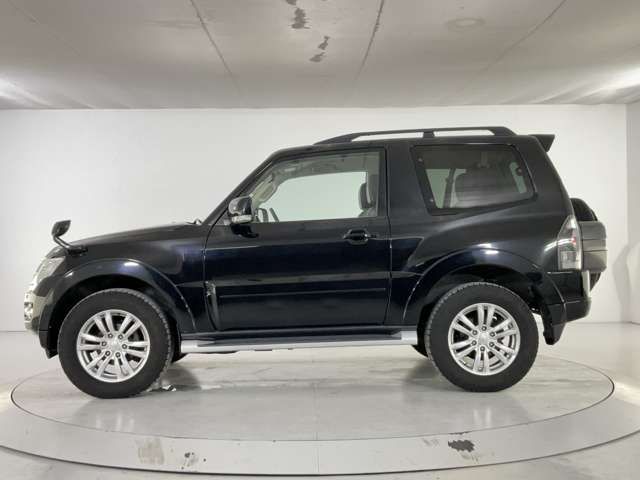 MITSUBISHI PAJERO wagon 2015