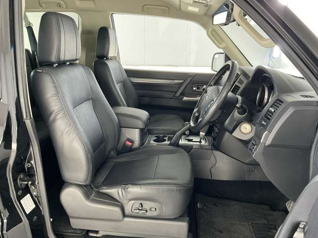 MITSUBISHI PAJERO wagon 2015