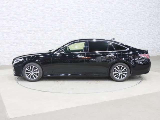 TOYOTA CROWN sedan hybrid 2020
