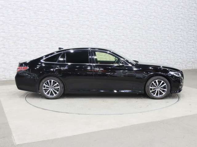 TOYOTA CROWN sedan hybrid 2020