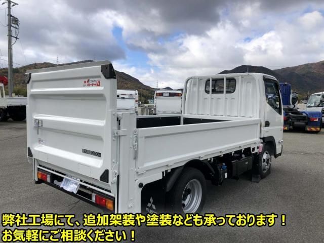 MITSUBISHI CANTER 2025