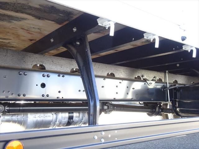 MITSUBISHI FUSOU FIGHTER 2025