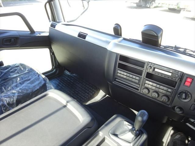 MITSUBISHI FUSOU FIGHTER 2025