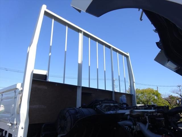 MITSUBISHI FUSOU FIGHTER 2025