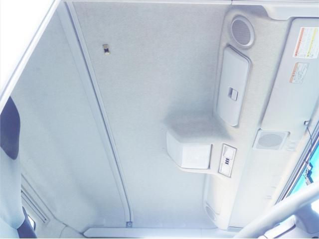 MITSUBISHI FUSOU SUPER GREAT 2014