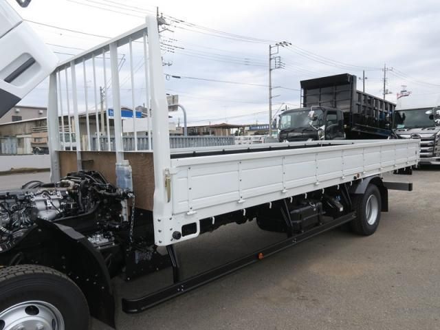 MITSUBISHI FUSOU FIGHTER 2025